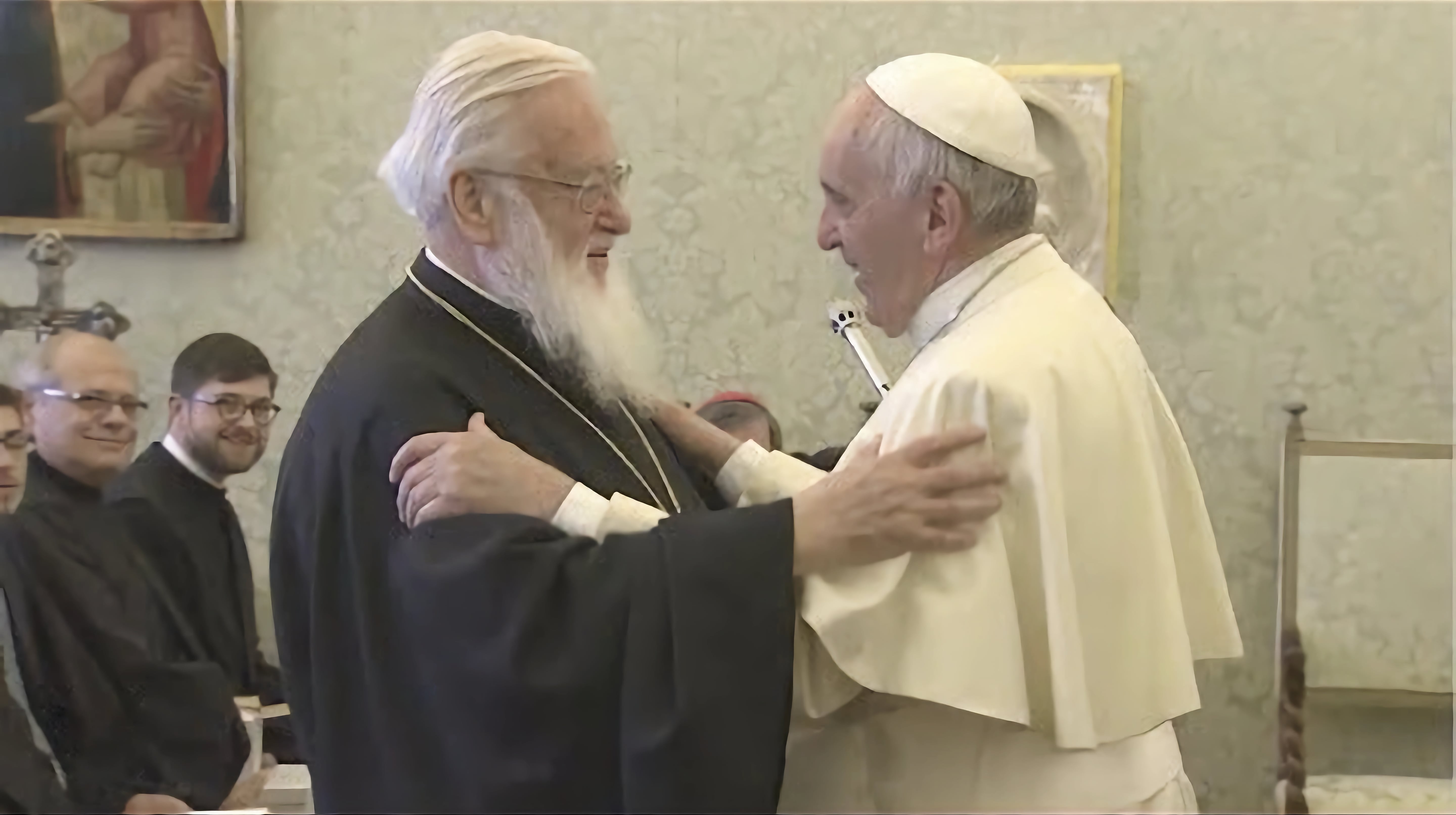 Metropolitan Kallistos Ware embraces the Pope